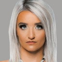 Xia-Louise Brooks als Xia Brookside