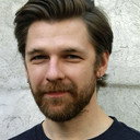Āris Matesovičs als Customs officer