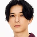 Ryo Yoshizawa als Shinnosuke Kanamuro / Shinno (voice)