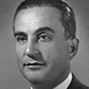 Münir Nurettin Selçuk als Tekin