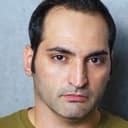 Omid Zader als Henchman Kevin