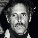Bruce Dern als Long Hair