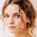 Nicola Collie als Everly