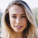 Loiza Lamers als Semf - Host/Jurylid