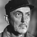 Louis Mason als Watchman