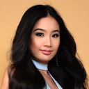 Sophia Senoron als Ally Chan