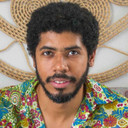 Arthur Canavarro als Chão de Estrelas 1