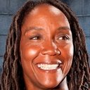 Ann Wolfe als Artemis