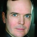 Jefferson Mays als Narrator (voice)