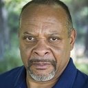 Kim Delgado als Bob Larson