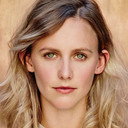 Taylor Ferguson als Becky Ryan