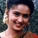 Kausalya als Nirmala Menon