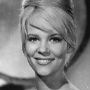 Jennifer Billingsley als Lou