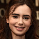 Lily Collins als Wife