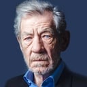 Ian McKellen als Dr. Theodore Cuza