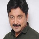 Neenasam Ashwath als Ravi Joshi