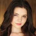 Madison McLaughlin als Alison Dematti