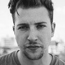 Alex Knapp als Adam