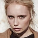 Tammy Stones als Cindy Macklin