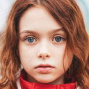 Lotta Herzog als Elisabeth Bach