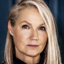 Tova Magnusson als Fia