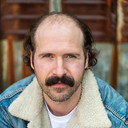 Laird Reghenas als Gage's Manager