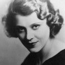 Marie Ney als Prison Governess