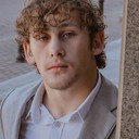 Leyton Zavala als Lance Barnes