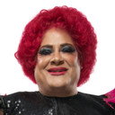 Mario Lozano als Pimpinela Escarlata
