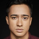 Jamil Schulze als Young Man in Club