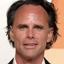 Walton Goggins als Stan Roberts