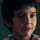 Kaden Leos als Benicio