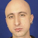 Jeff Stinco als Simple Plan