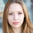 Jessica Perrin als Lily