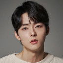 Park Sung-woo als Yong-sik