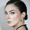 Carmina Villarroel als Luisa Arellano / Rebecca Stuart