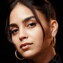 Melissa Barrera als Laura Franco
