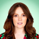 Emma Doran als Flight Attendant