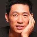 Shi Liang als Chinese Businessman (Mr. Chun)