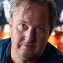 Per Lindvall als Self - drums