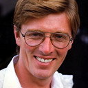 Pat Kenny als TV Reporter