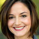 Courtney Lee Simpson als Stephanie Carter