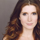 Julia Fowler als Mary Lee