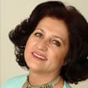 Betül Arım als 