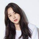 Yoo Ye-bin als Jung Hyang