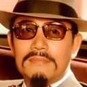 Chaplin Chang als Homeless Man