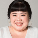 Xixi Lim als Andy Lim's Mother