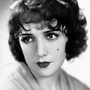 Bebe Daniels als Vivien Benton