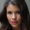 Sarah Troyer als Lori Pearson