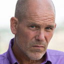 Bates Wilder als Ward C Guard